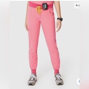 Figs Zamora joggers scrubs neon pink